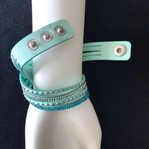 YIK Accessories - YIK BRACELET LEATHER SPARKLE YIK Accessories - YIK BRACELET LEATHER SPARKLE